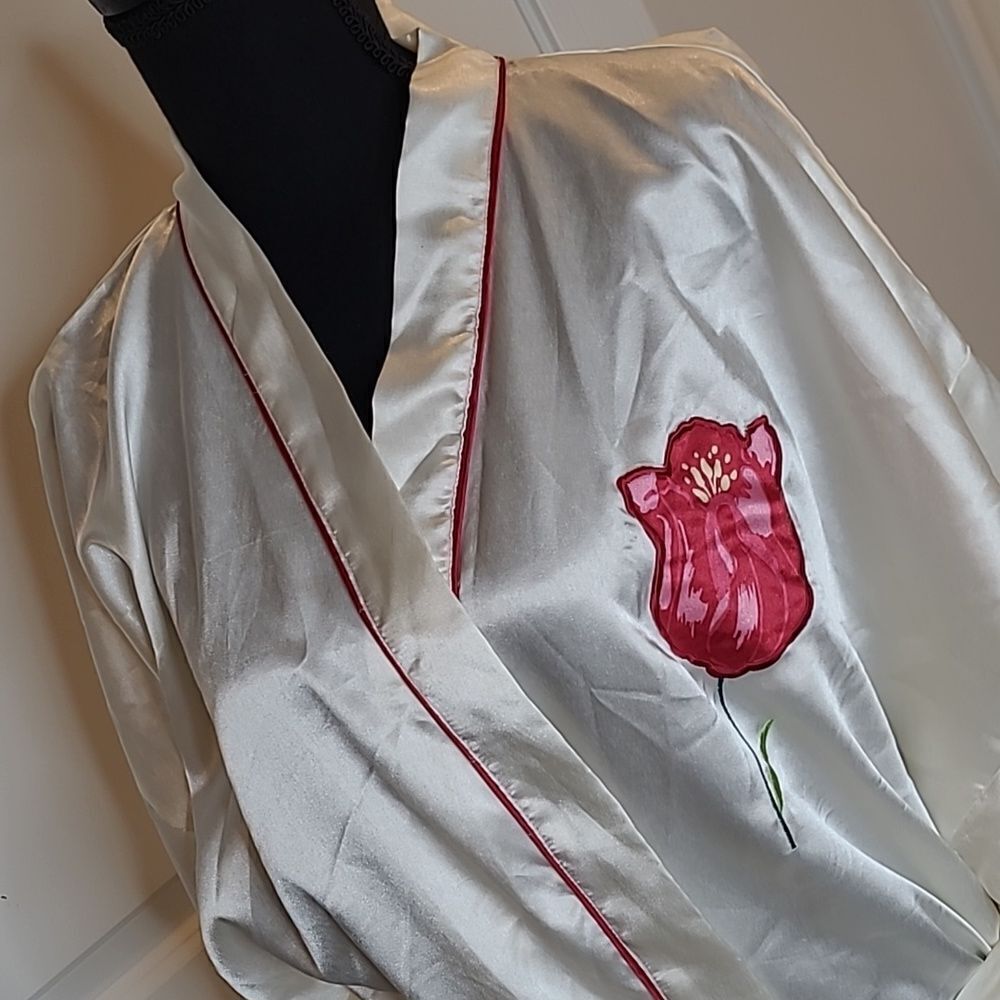 Intimates Liz banks sz 2X cream satin polyester evening bedtime robe - Picture 2 of 10